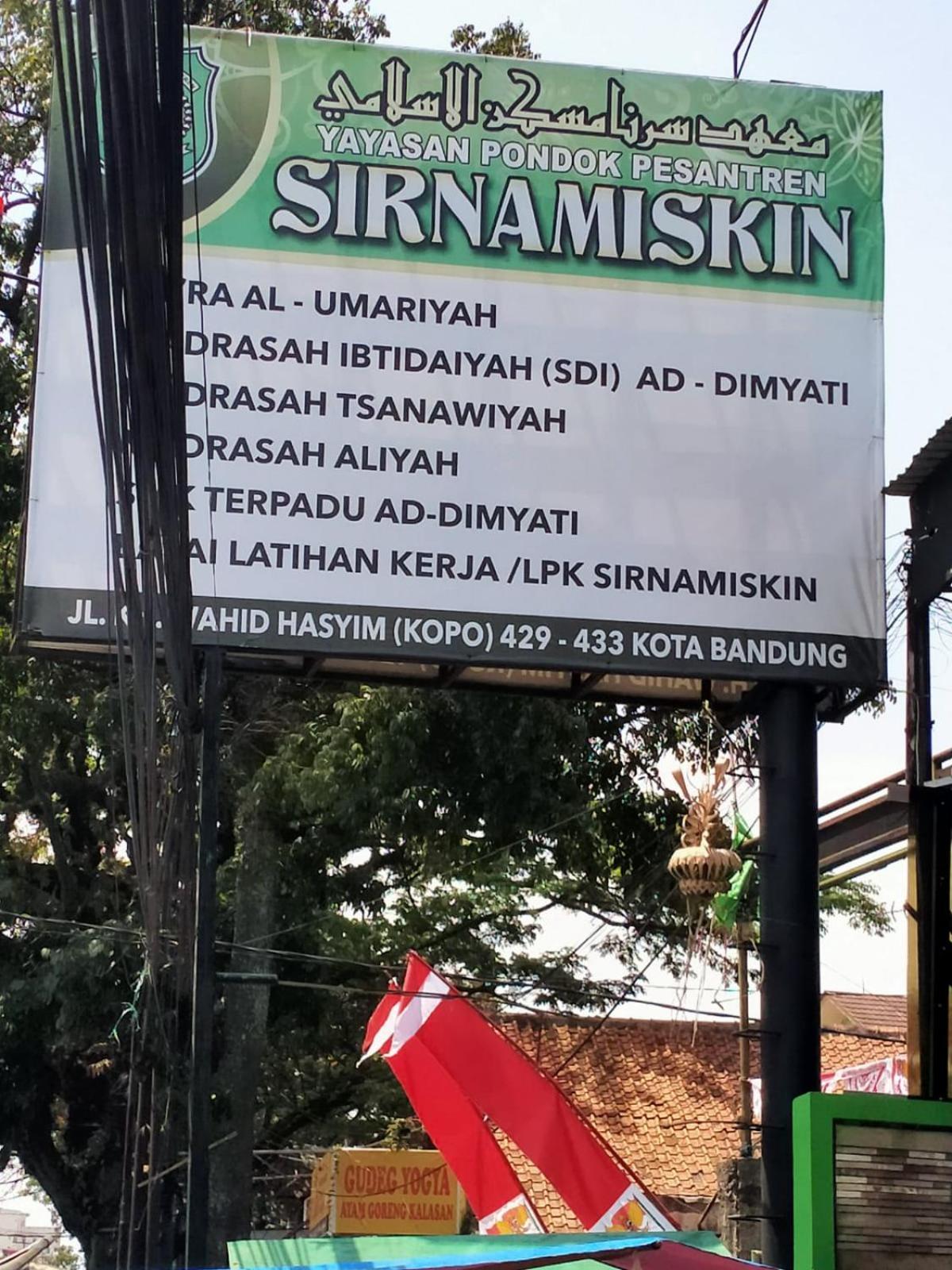 Gh Sirnamiskin Бандунг Экстерьер фото
